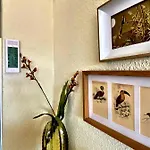 Upper Floor Sunny Terrace Apartment *