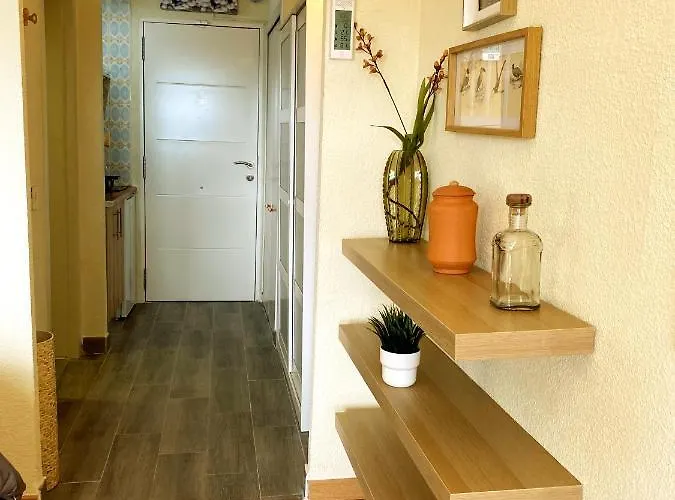 Upper Floor Sunny Terrace *