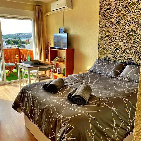 Upper Floor Sunny Terrace