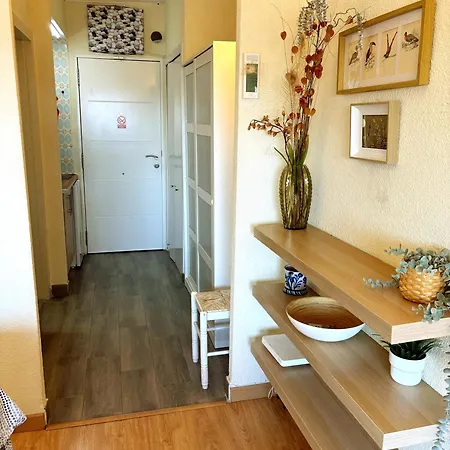 דירה Upper Floor Sunny Terrace *