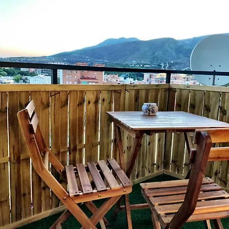 Lejlighed Upper Floor Sunny Terrace *