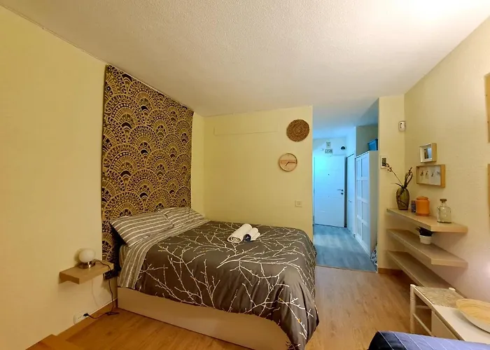 Upper Floor Sunny Terrace