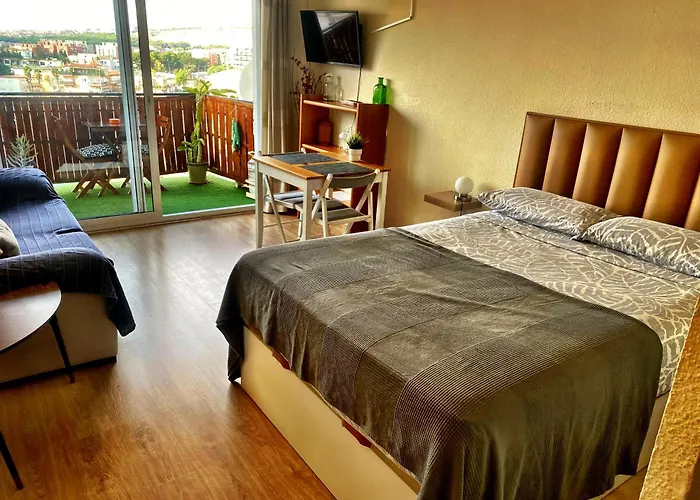 Διαμέρισμα Upper Floor Sunny Terrace Τορρεμολίνος