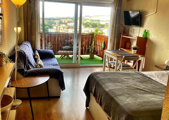 Upper Floor Sunny Terrace Lejlighed