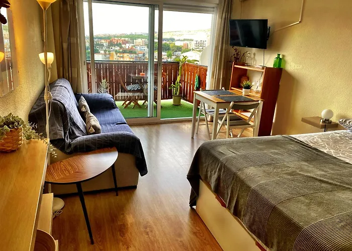 Upper Floor Sunny Terrace *