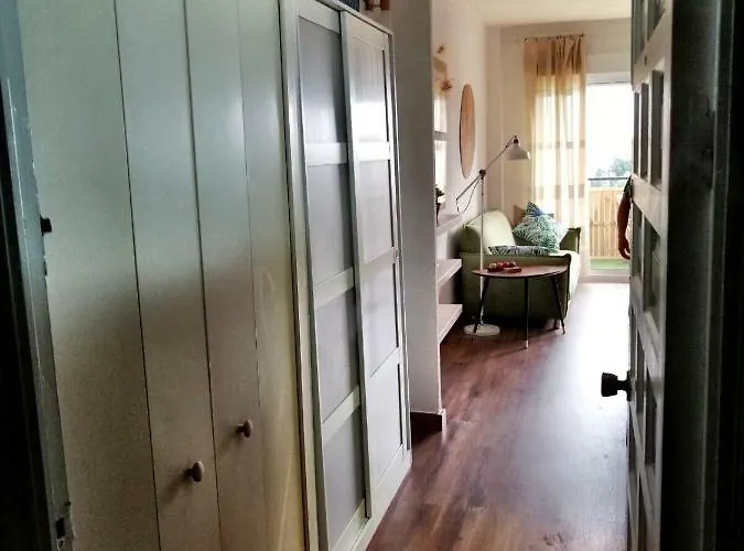 דירה Upper Floor Sunny Terrace טורמולינוס