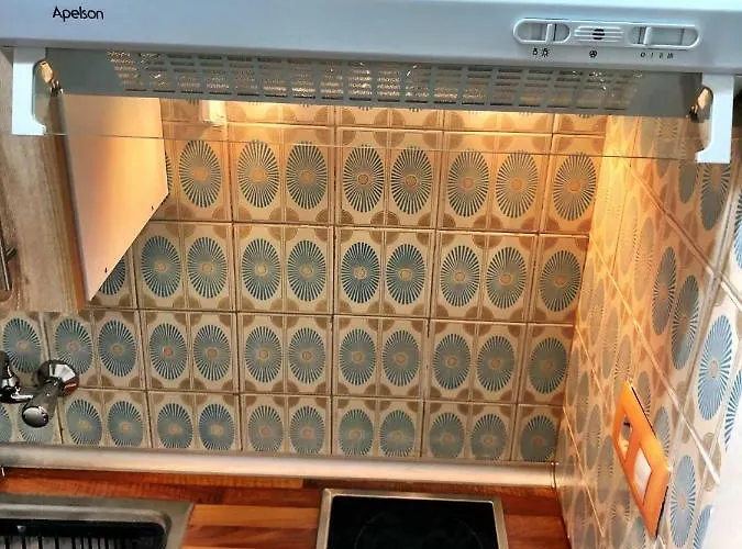 Upper Floor Sunny Terrace דירה